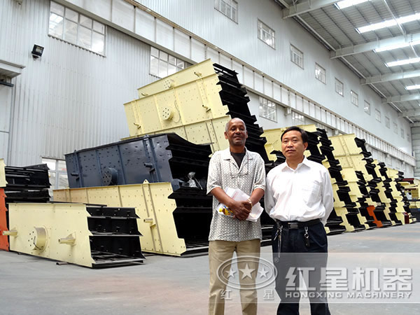 激振器图片 激振器图片